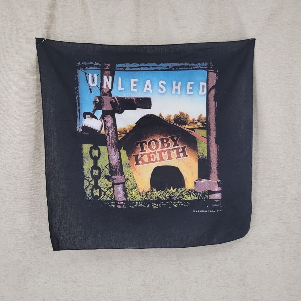 Y2K Toby Keith "Unleashed" Graphic Bandana Scarf - Black Wall Art Vintage